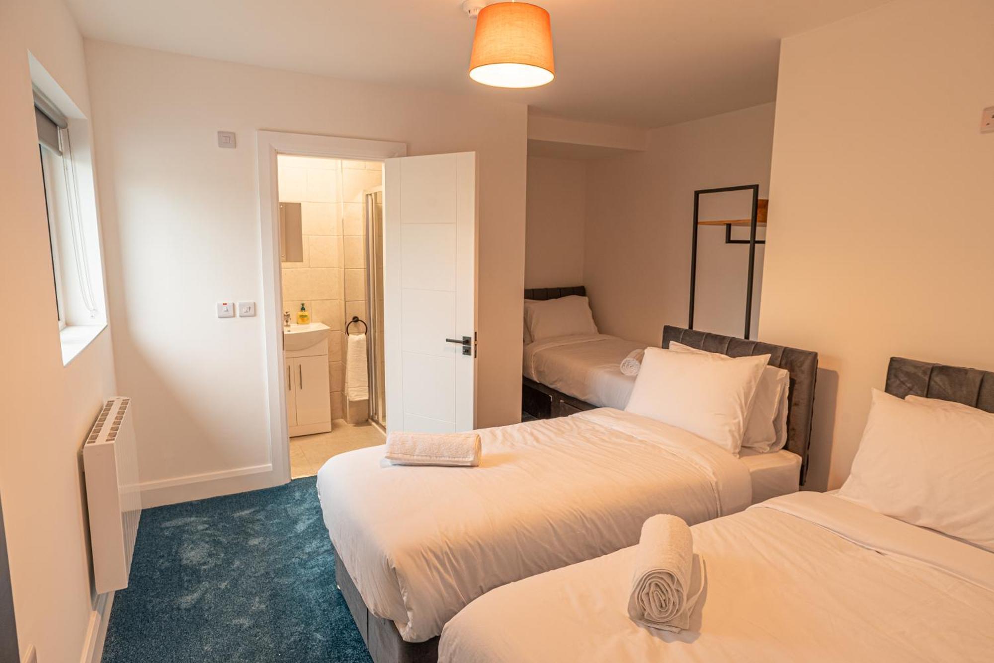 Hotel Westwood Court à Galway Extérieur photo